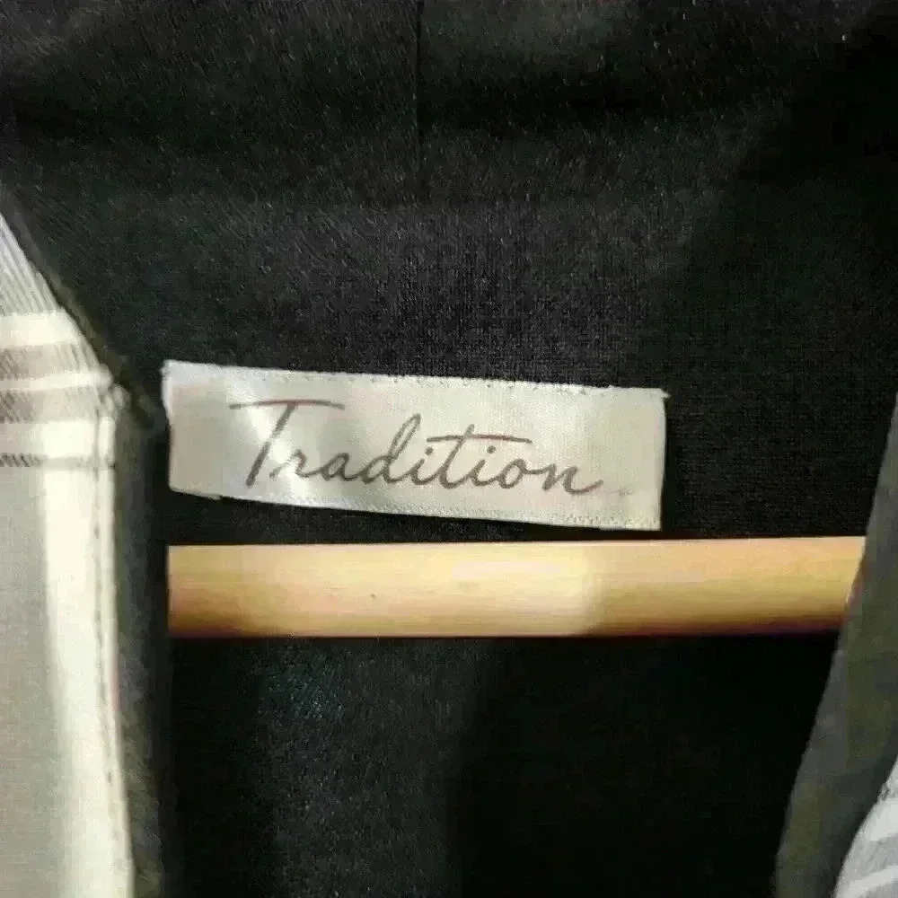 Tradition Black and White Plaid Blazer, Size 12 - Picture 3 of 7